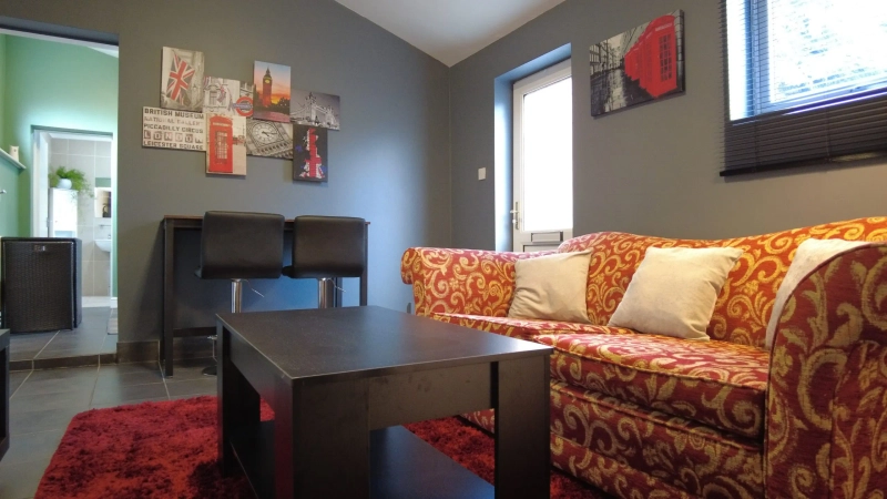 42a Kesteven Street - 2 Bed - Thumbnail 11